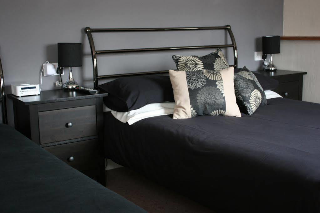 St Bernards Hotel New Quay Buitenkant foto