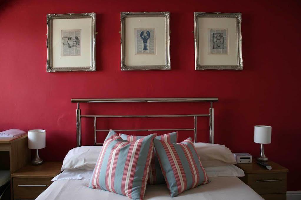 St Bernards Hotel New Quay Buitenkant foto